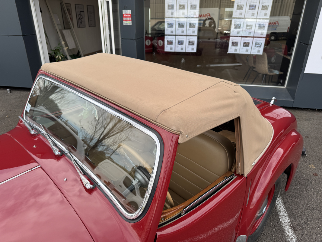 Triumph TR — 23