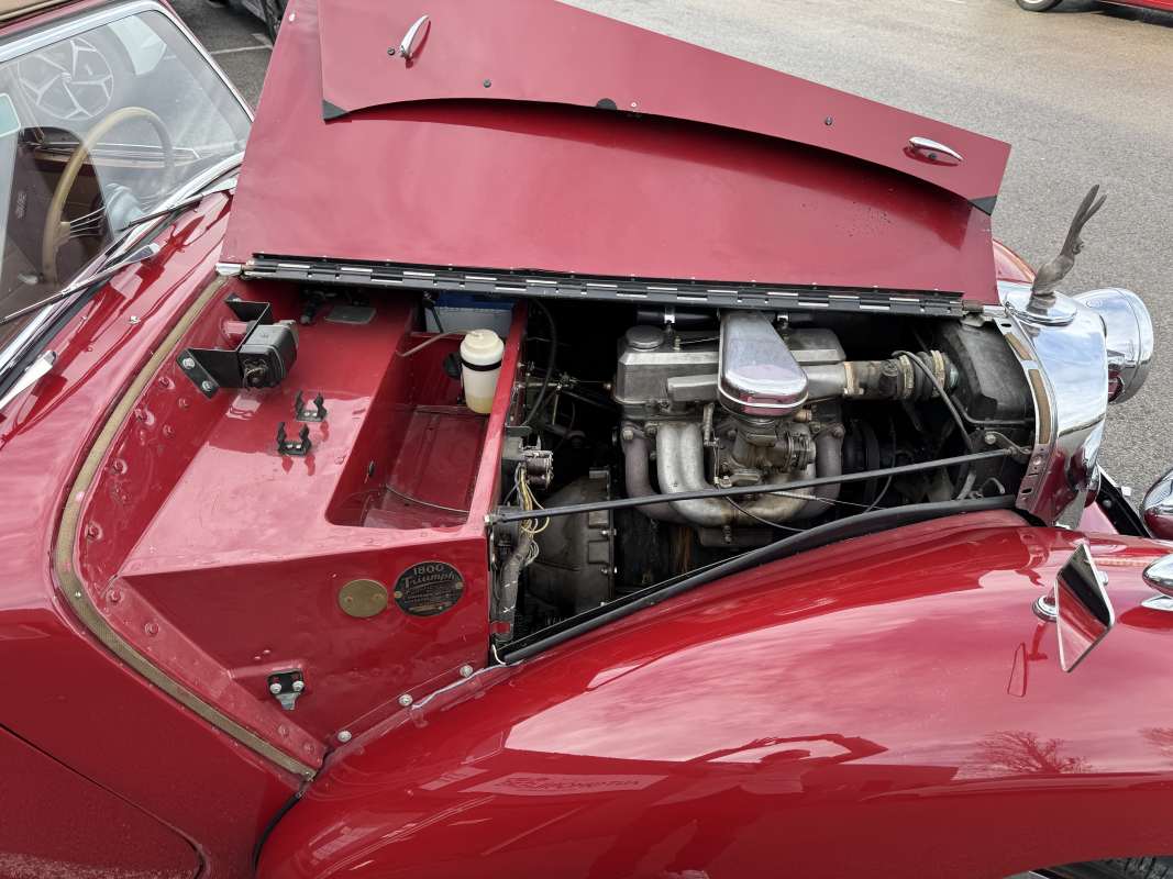 Triumph TR — 30