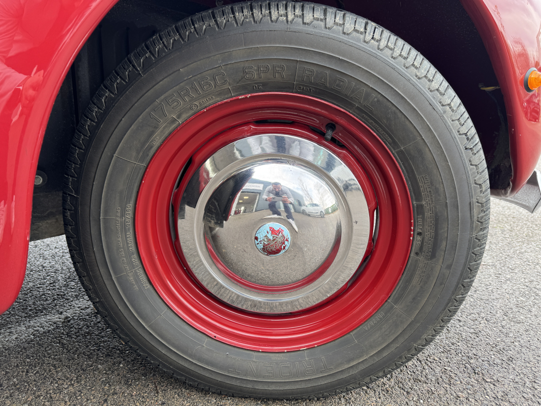 Triumph TR — 37