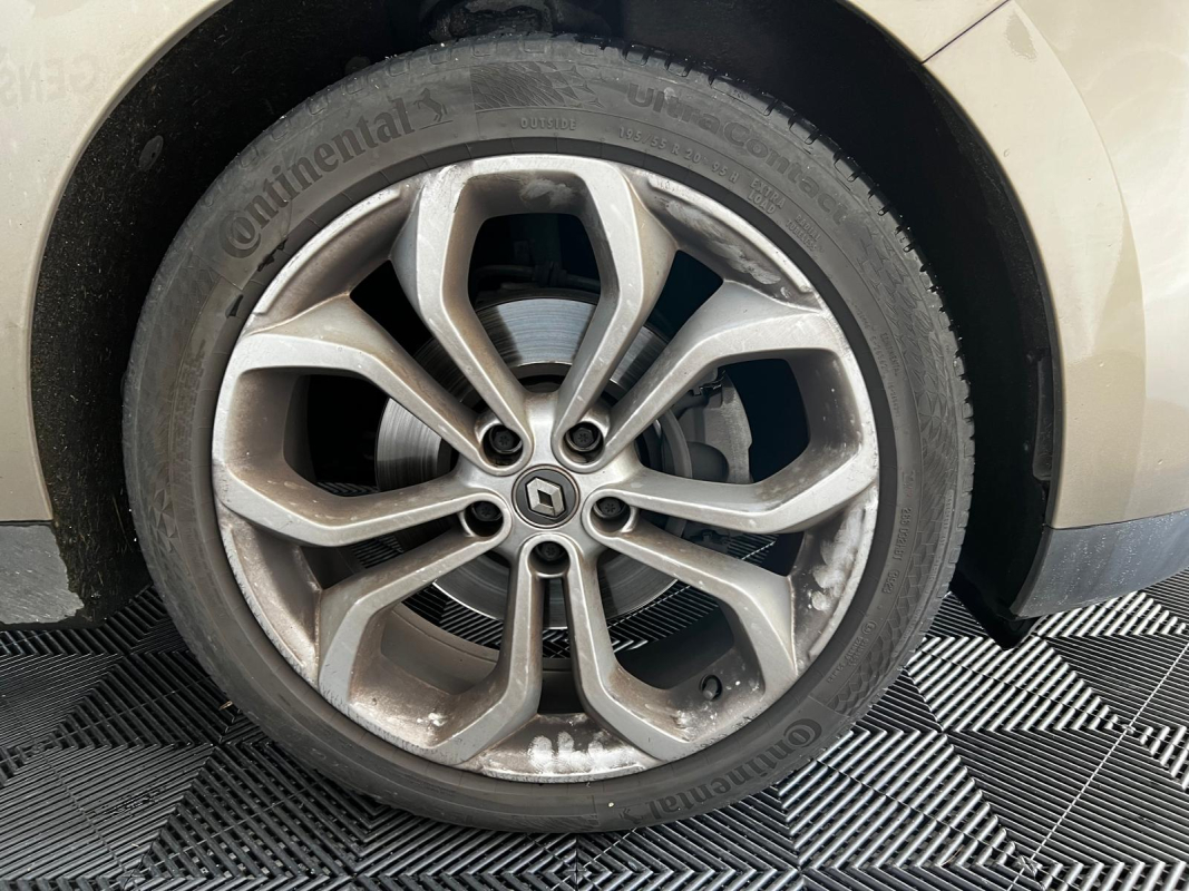 Renault Scenic — 22