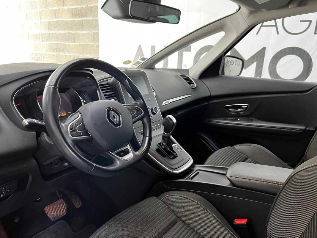 Renault Scenic — 7
