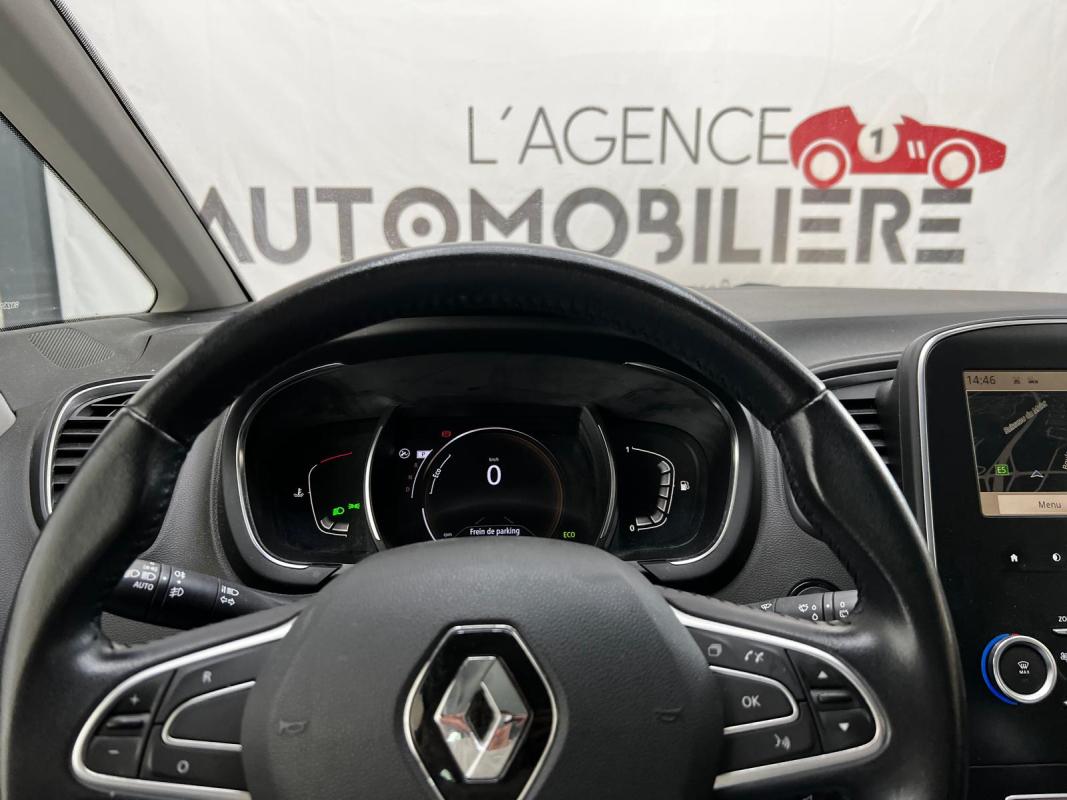 Renault Scenic — 16