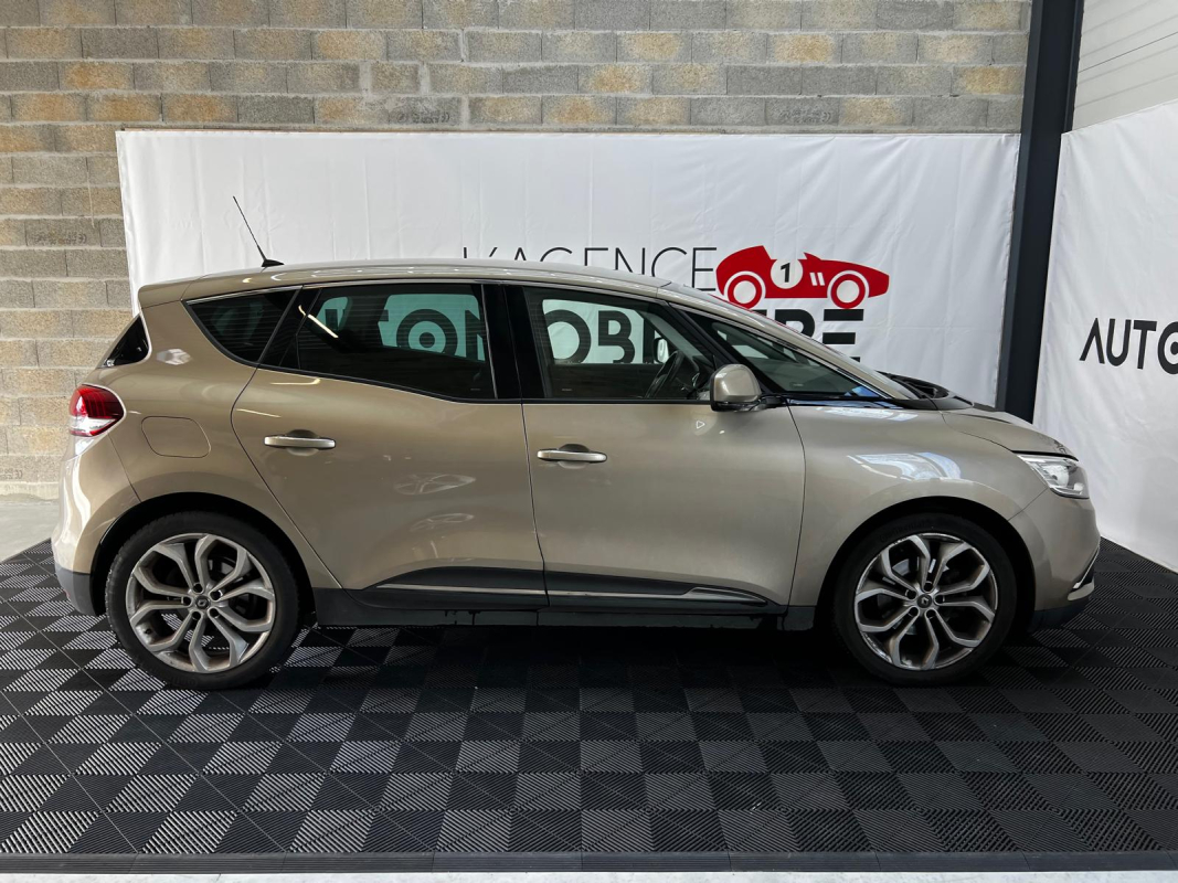 Renault Scenic — 5