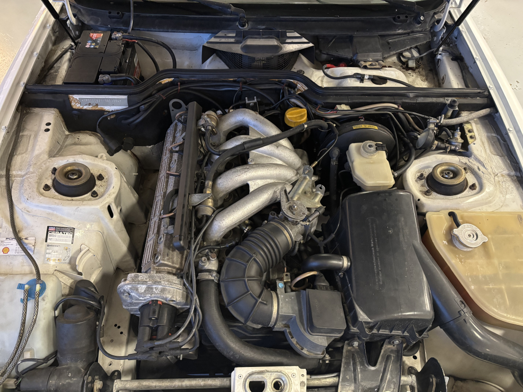 Porsche 924 — 19