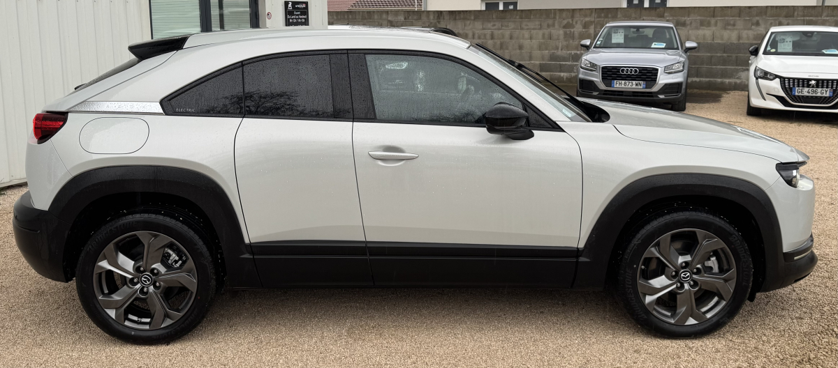 Mazda MX-30 — 8