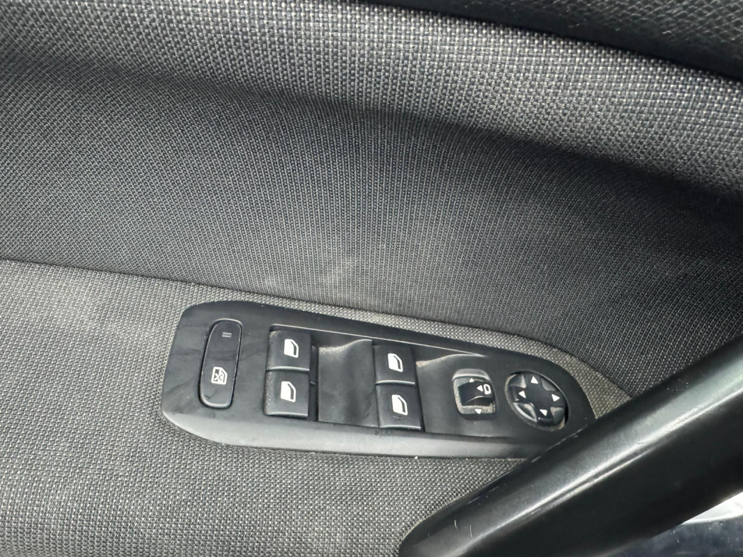 Peugeot 308 — 22