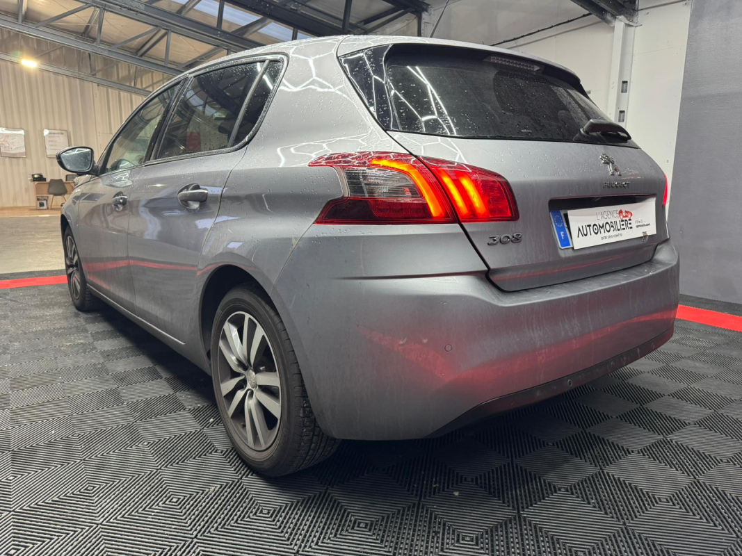 Peugeot 308 — 5