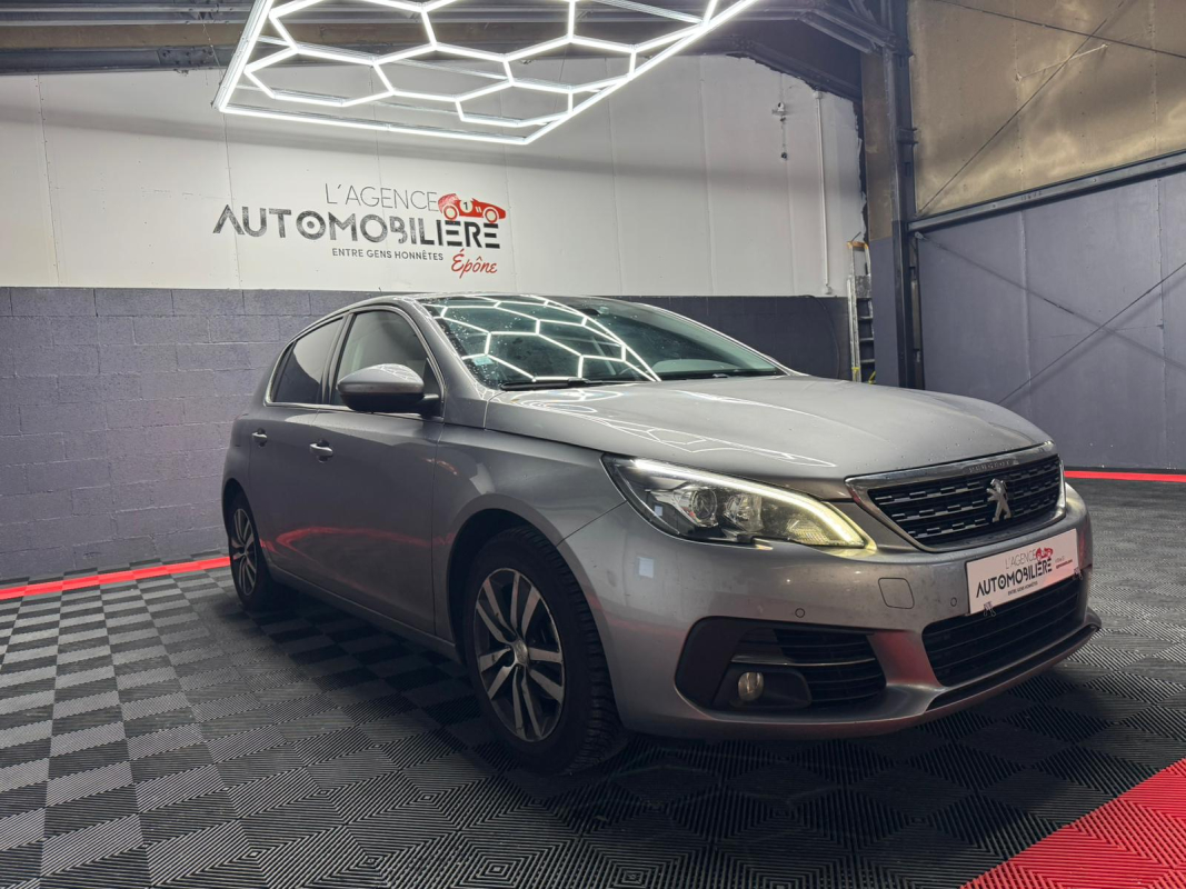 Peugeot 308 — 2
