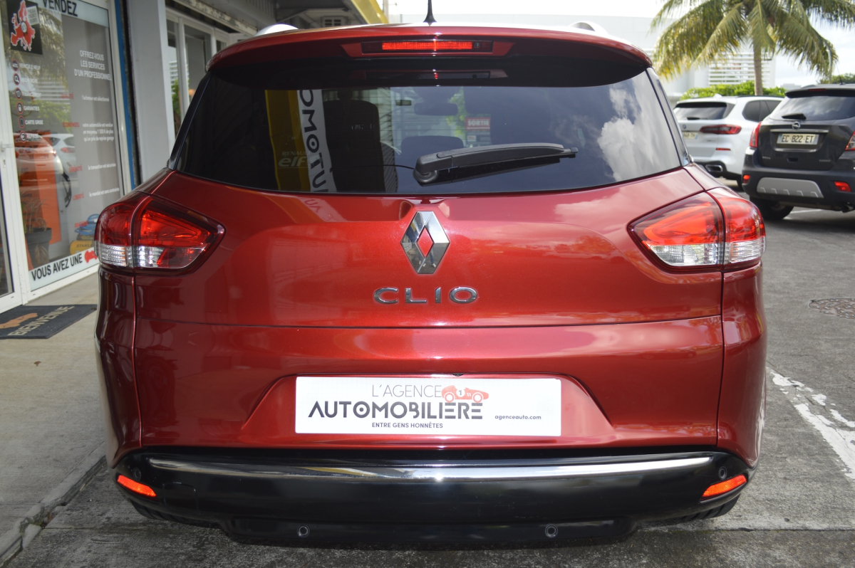 Renault Clio Estate — 6