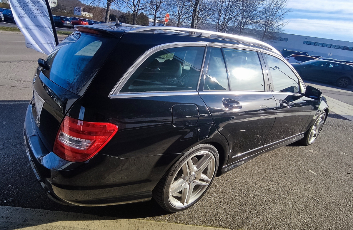 Mercedes Classe C — 23