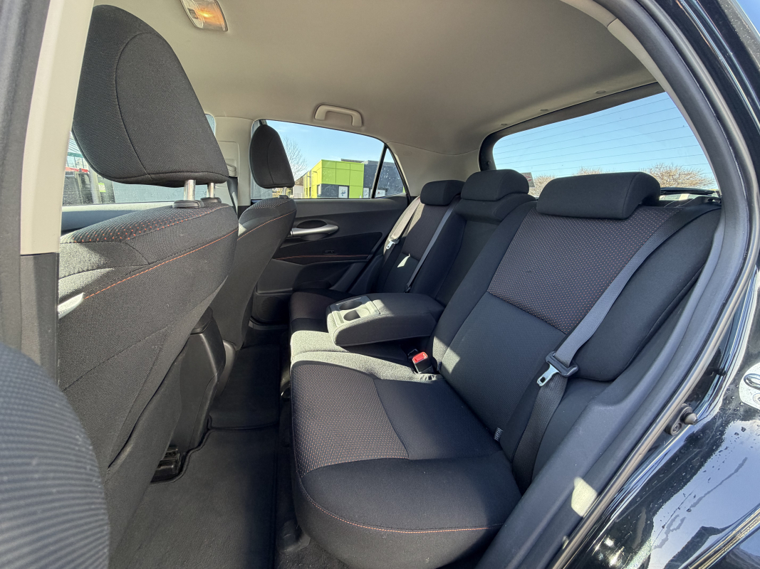 Toyota Auris — 14
