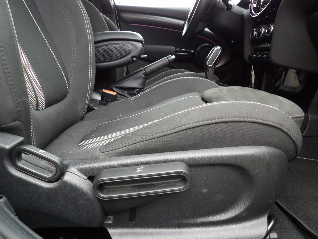 Mini Cooper — 32