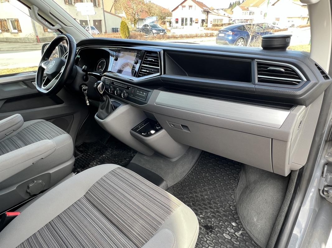 Volkswagen California — 35