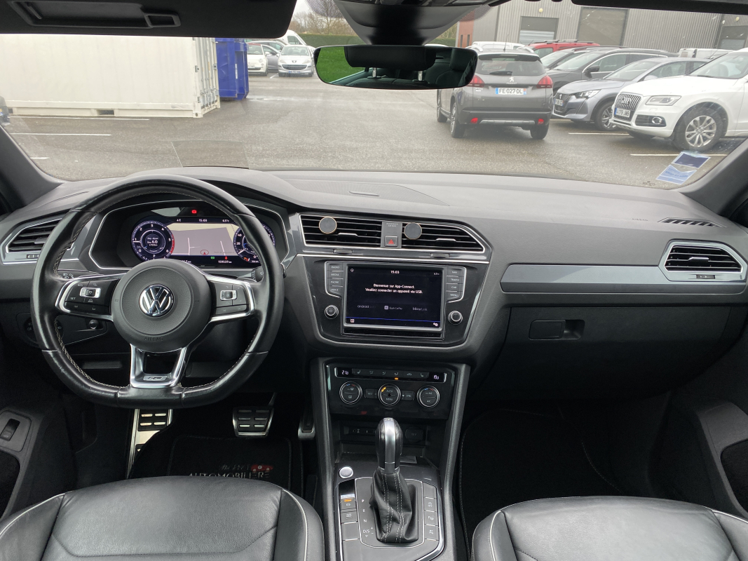Volkswagen Tiguan — 11