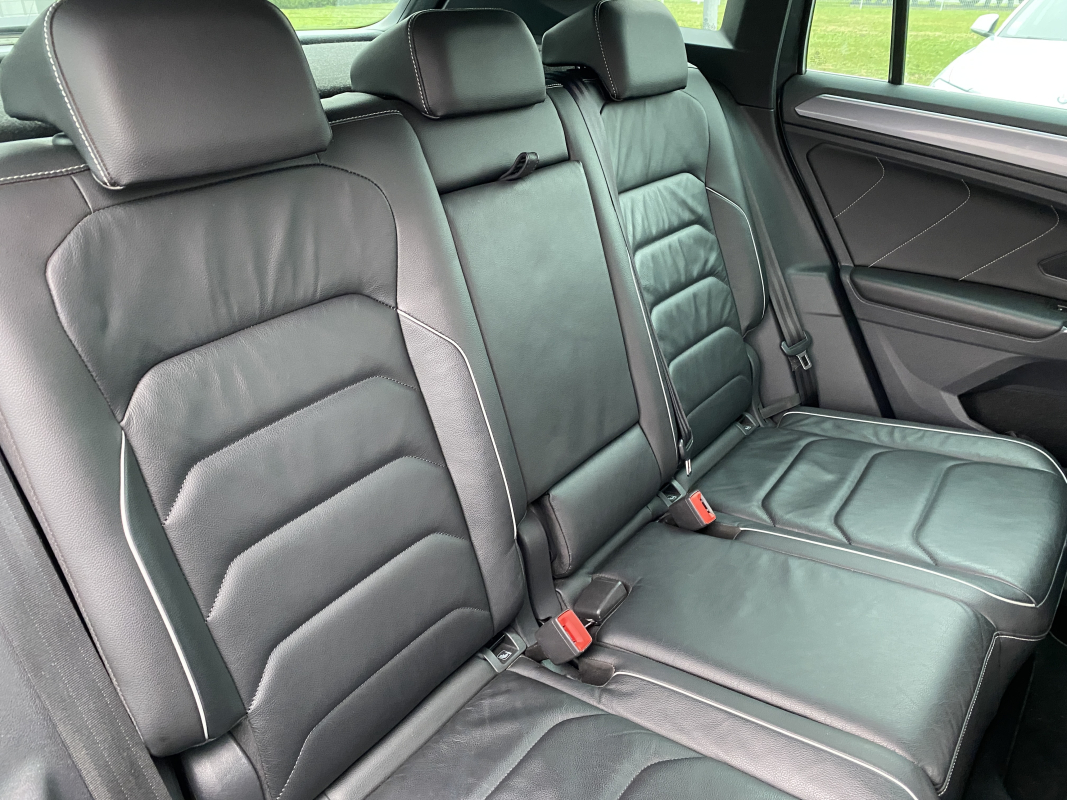 Volkswagen Tiguan — 15