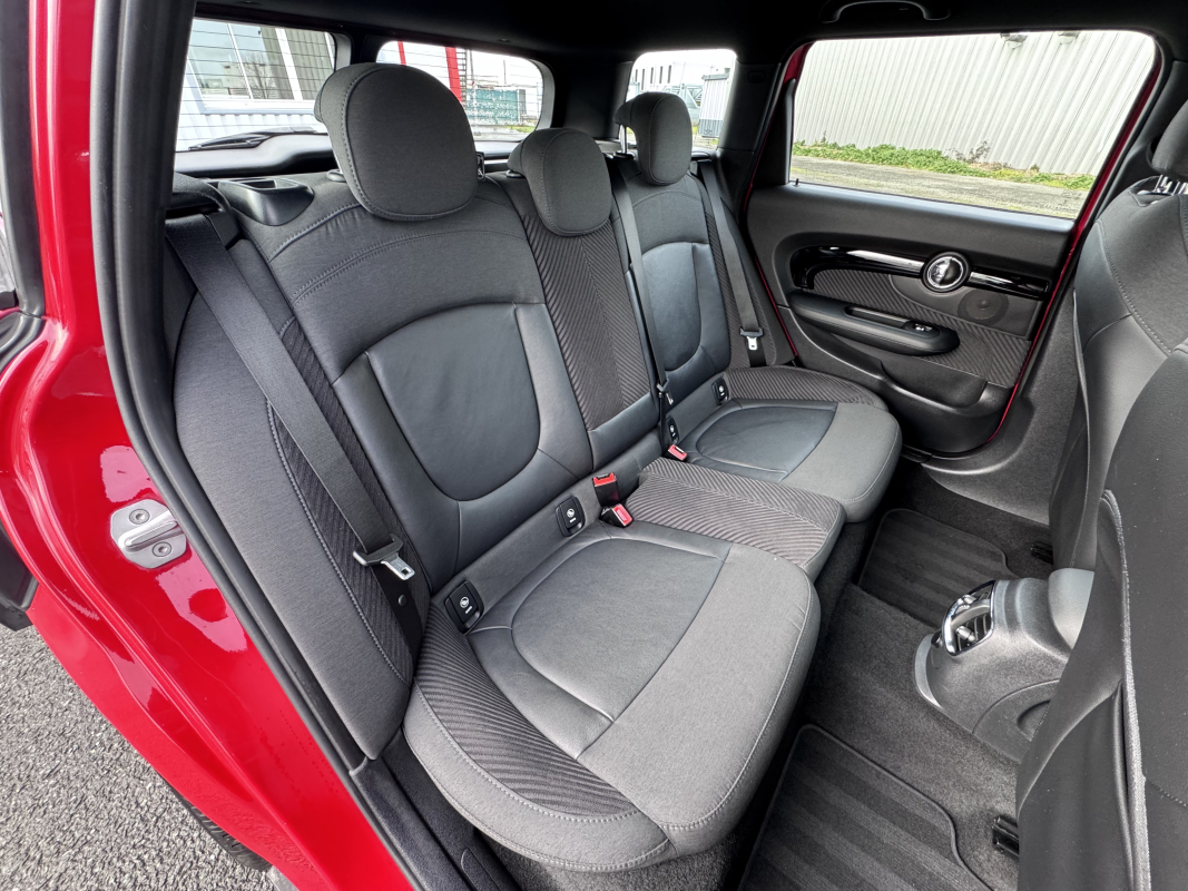 Mini Clubman — 15