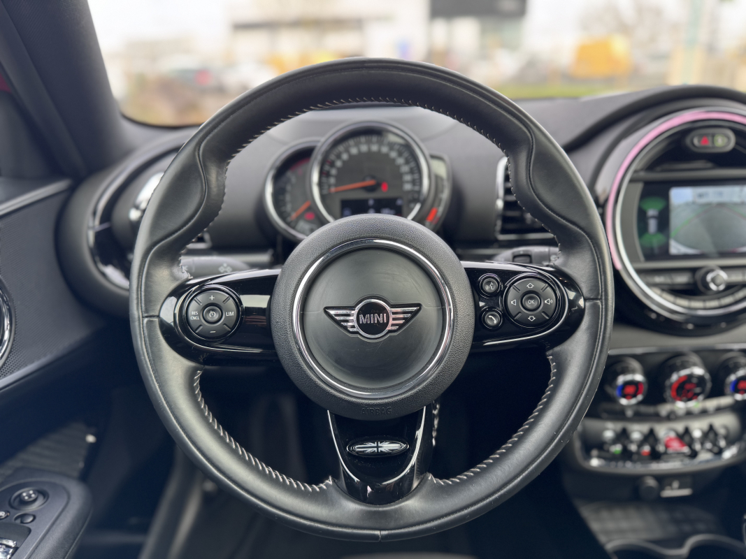 Mini Clubman — 12