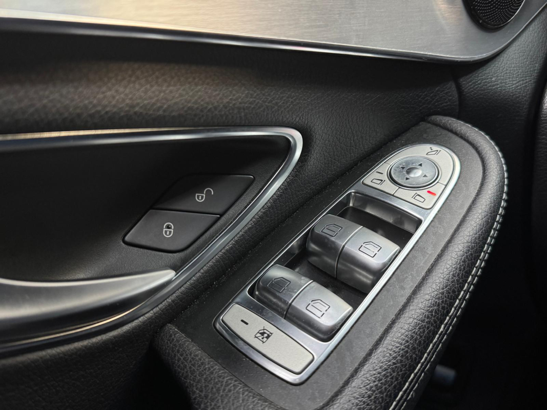 Mercedes Classe C — 19