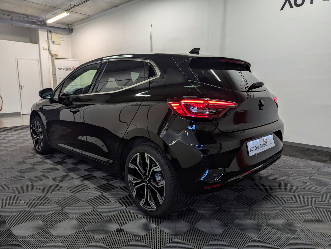 Mitsubishi Colt — 6