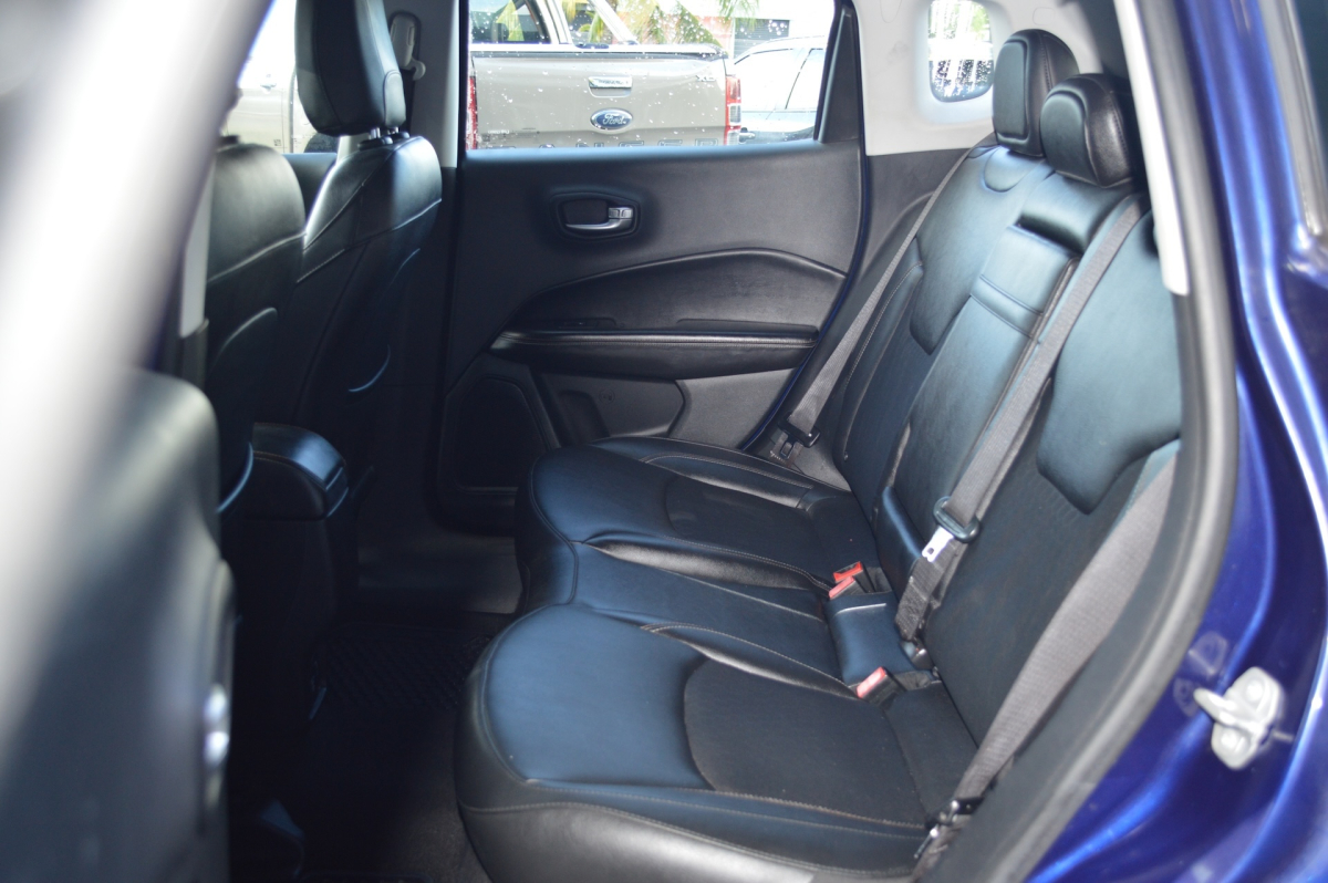 Jeep Compass — 16