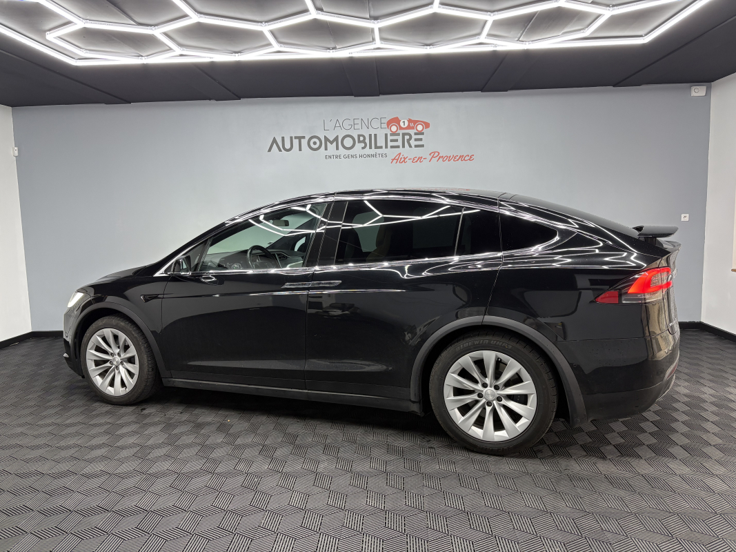 Tesla Model X — 6