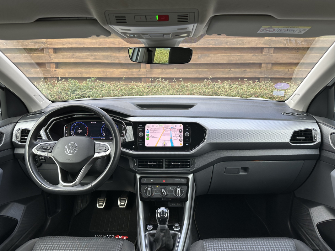 Volkswagen T-Cross — 12
