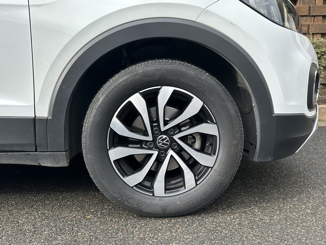 Volkswagen T-Cross — 36