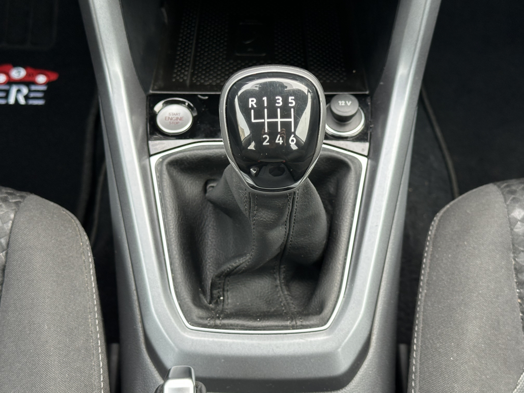 Volkswagen T-Cross — 24