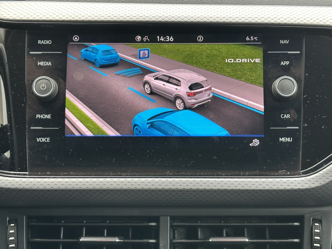 Volkswagen T-Cross — 21