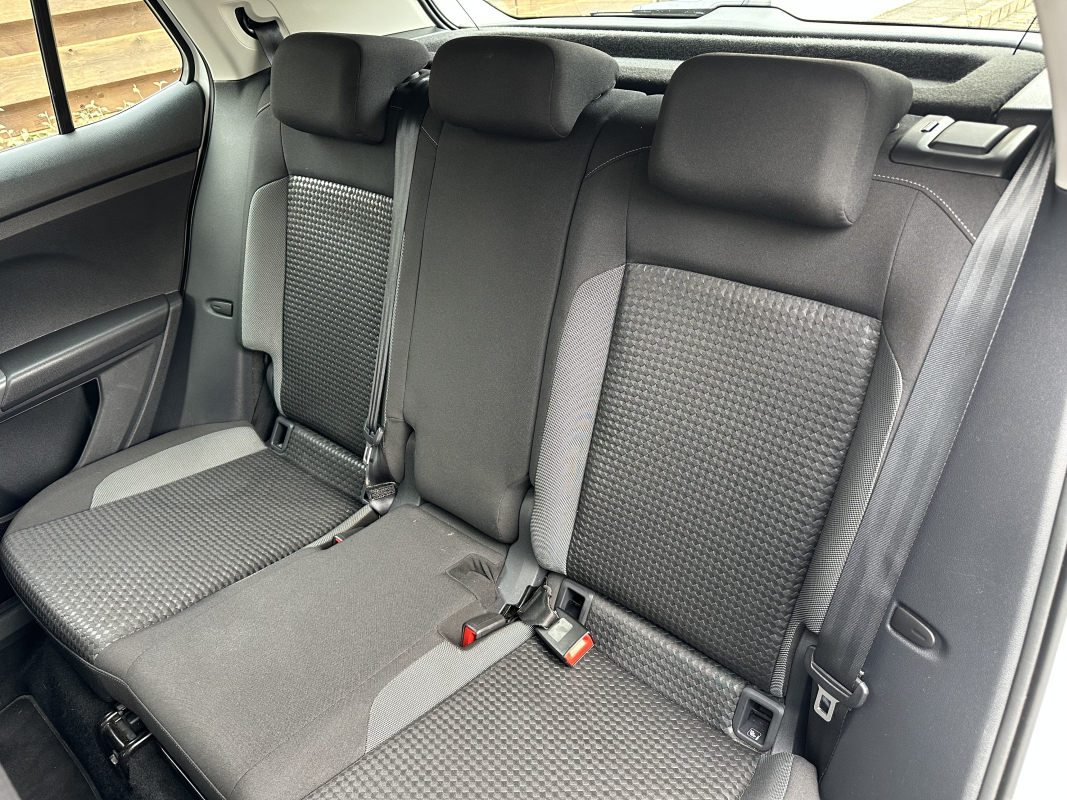 Volkswagen T-Cross — 40
