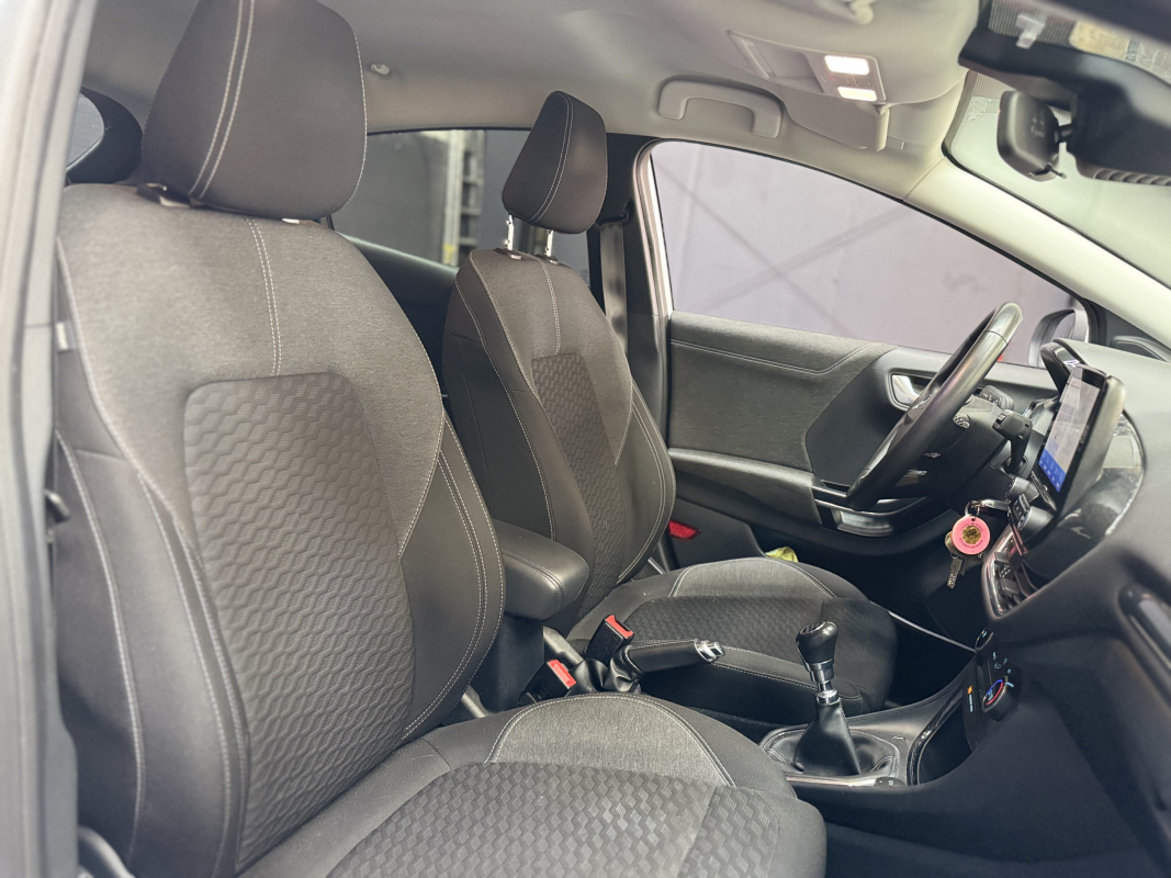 Ford Puma — 10