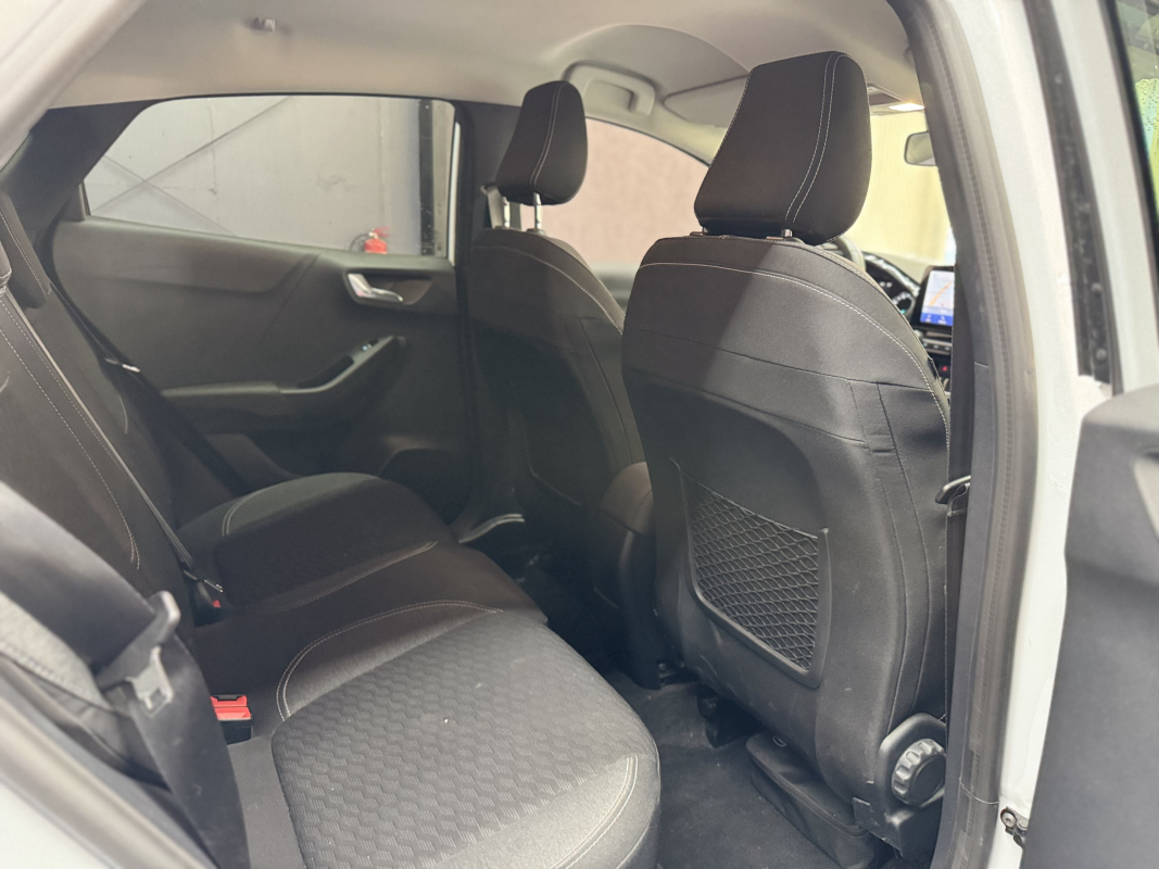 Ford Puma — 12