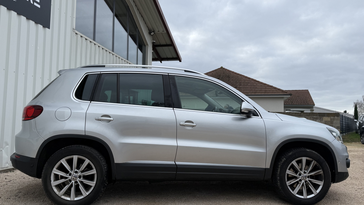 Volkswagen Tiguan — 8