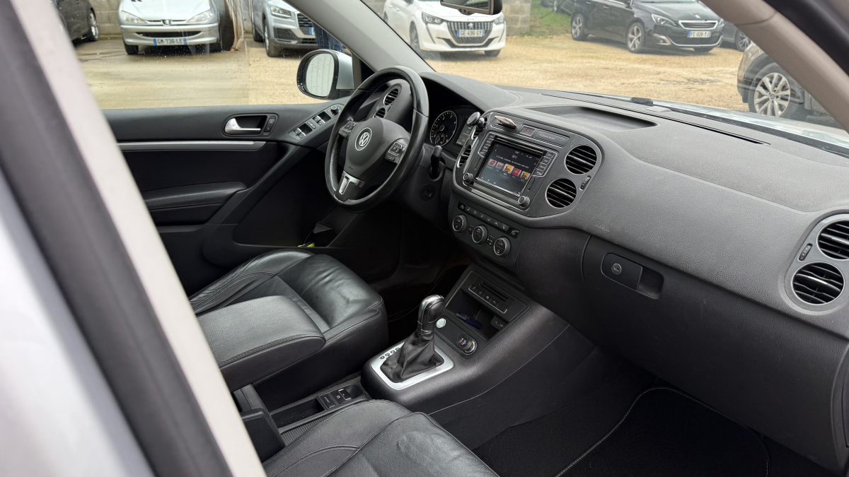 Volkswagen Tiguan — 9