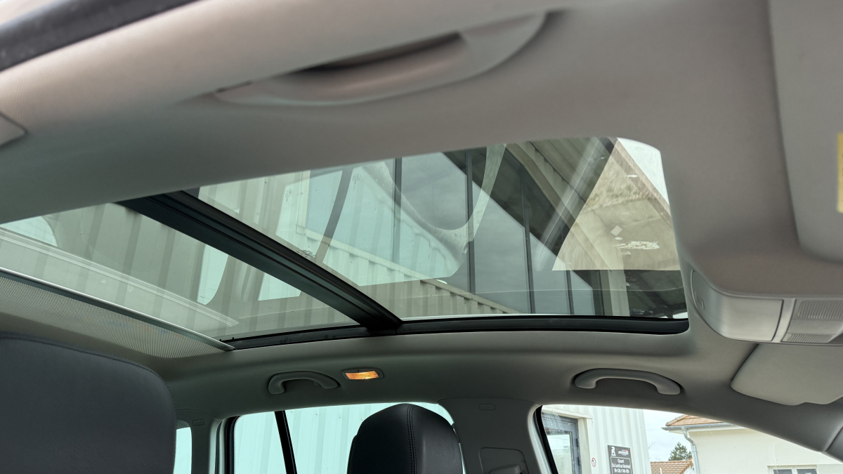 Volkswagen Tiguan — 13
