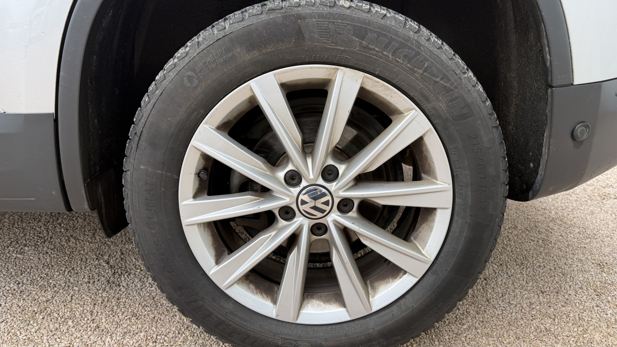 Volkswagen Tiguan — 19