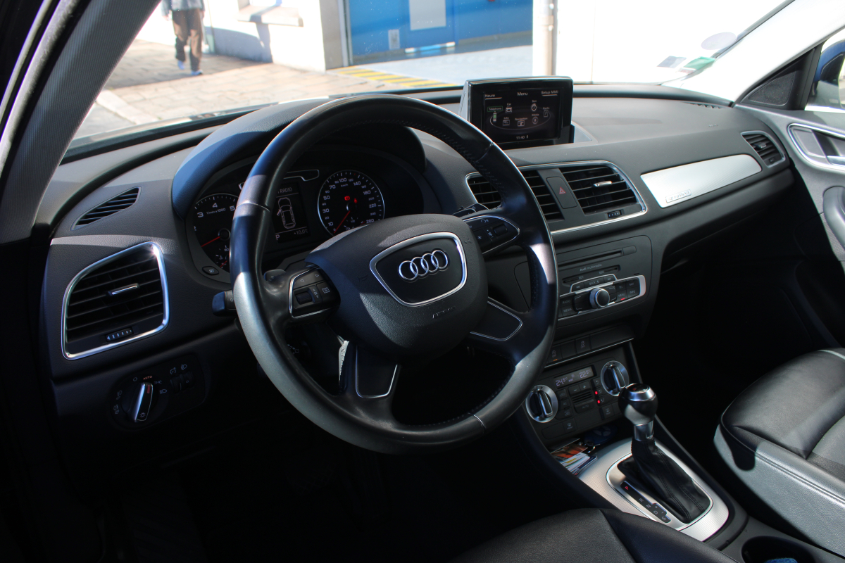 Audi Q3 — 11