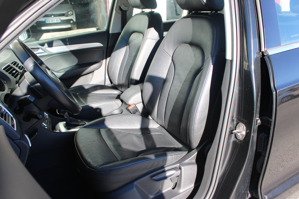 Audi Q3 — 12