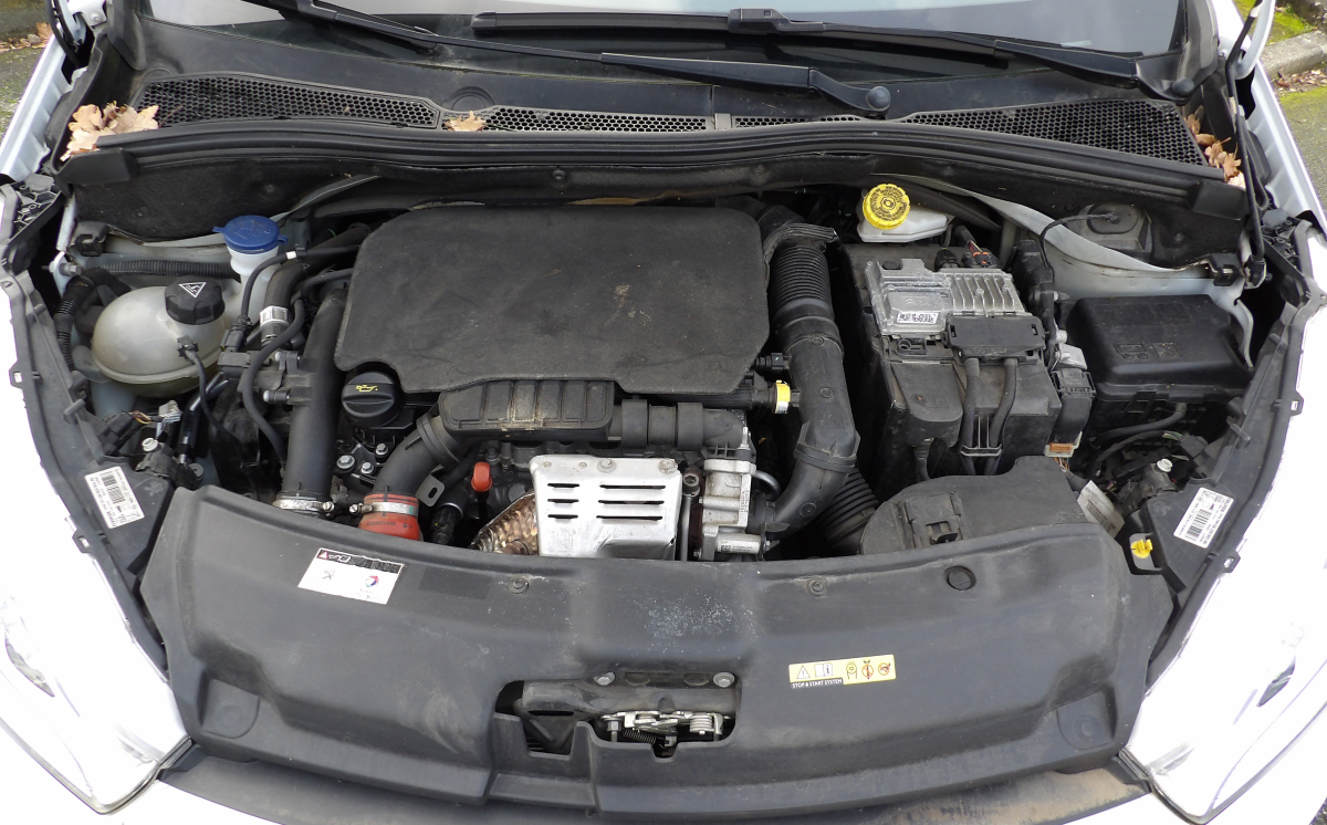 Peugeot 208 — 40