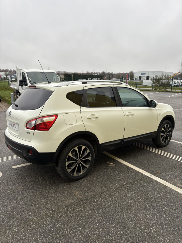 Nissan Qashqai — 6