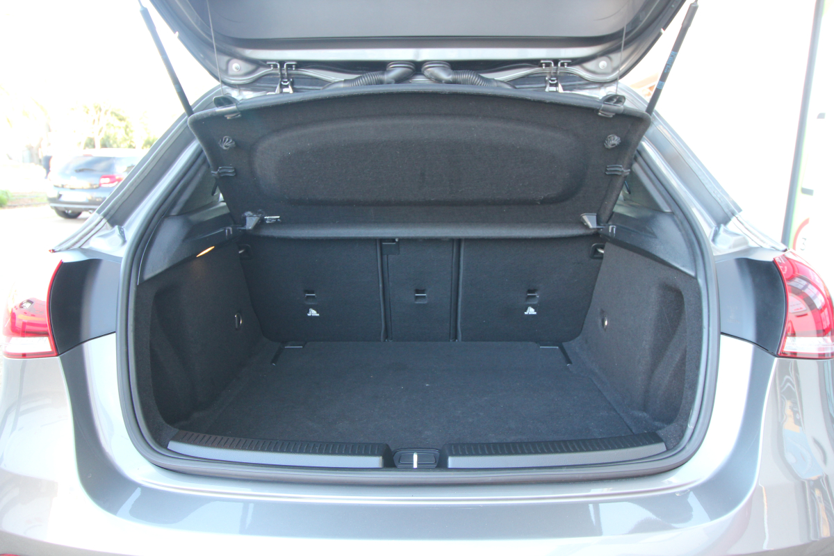 Mercedes Classe A — 27