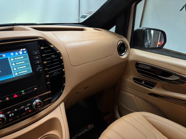 Mercedes Classe V — 16