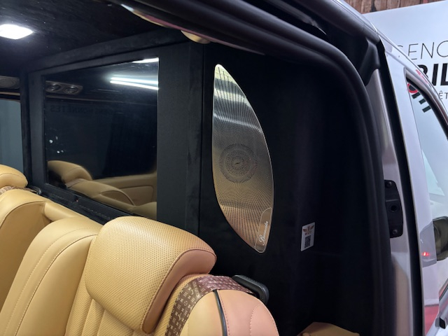 Mercedes Classe V — 21