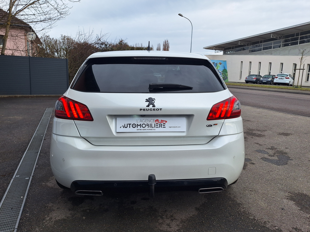 Peugeot 308 — 6