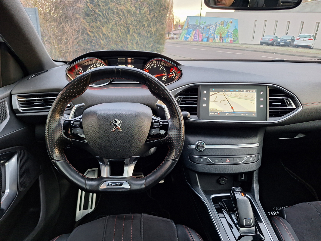 Peugeot 308 — 15