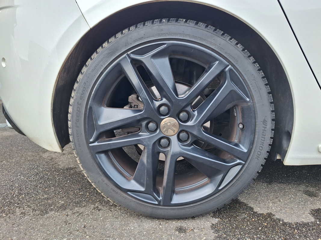 Peugeot 308 — 35