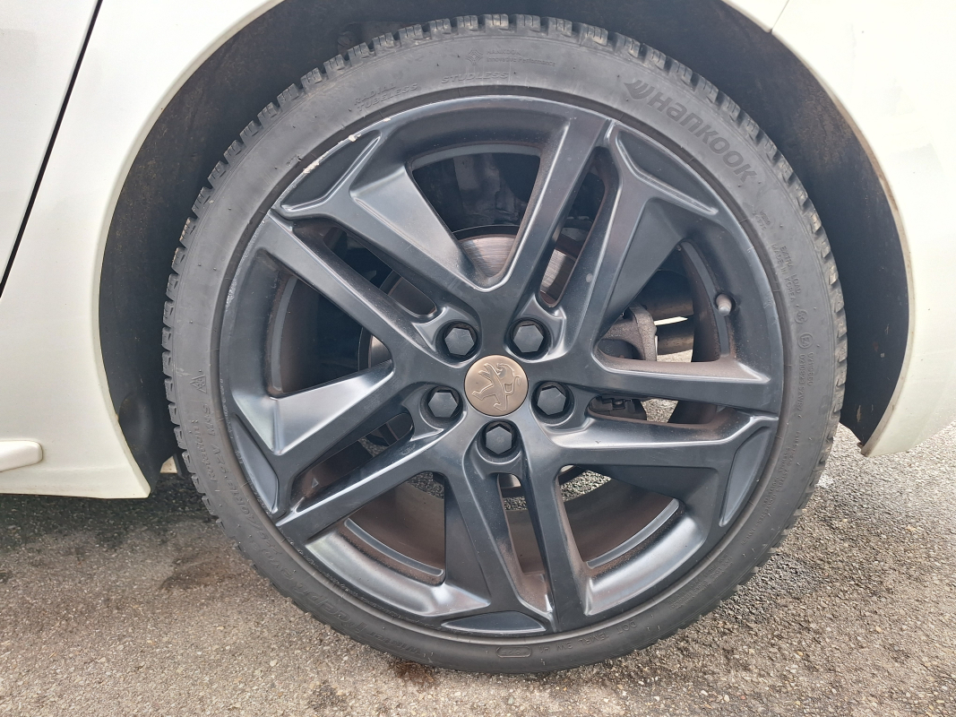 Peugeot 308 — 37