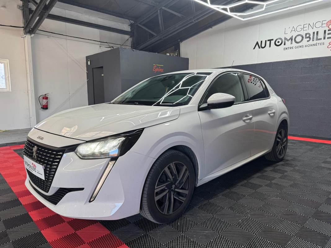 Peugeot 208 — 2