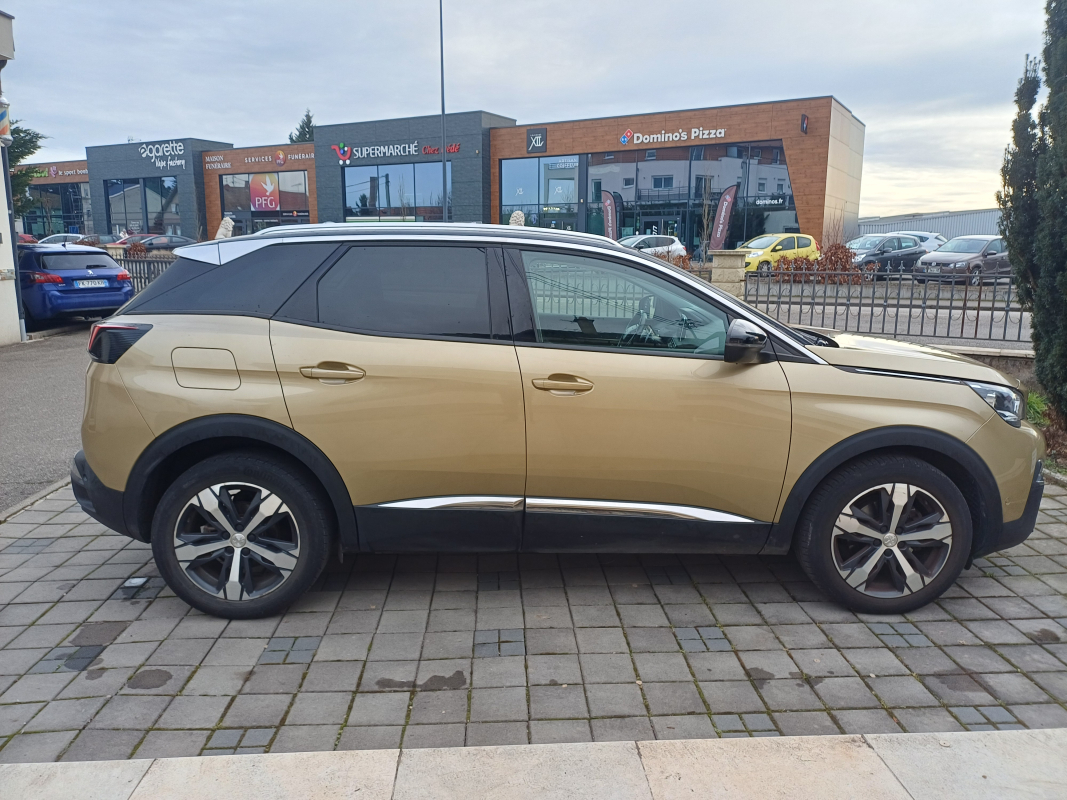 Peugeot 3008 — 6