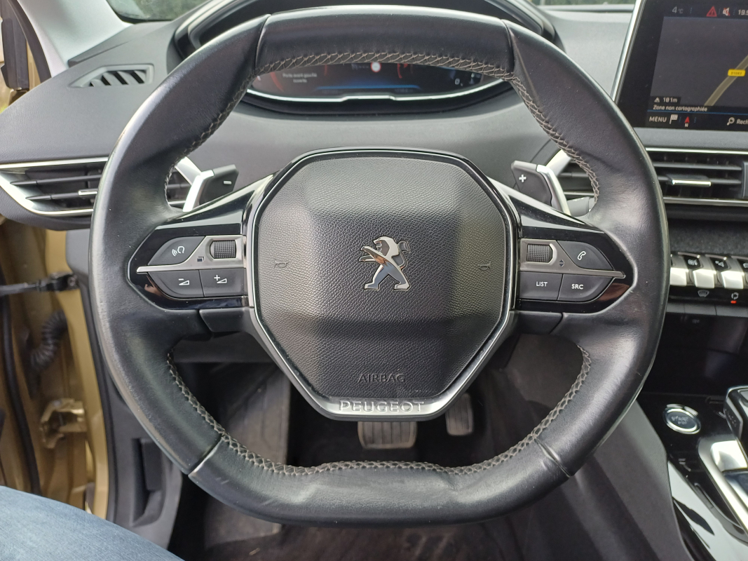 Peugeot 3008 — 10